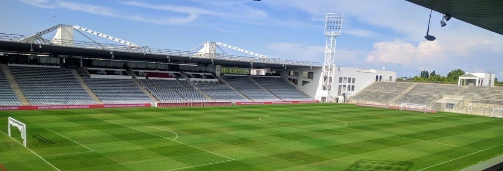 Nimes set to demolish and rebuild current stadium